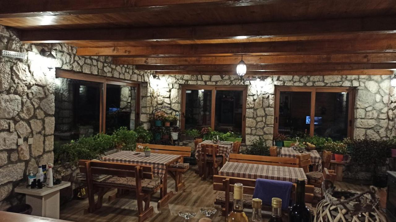 Village House - Novak Rijecani Rijeka Crnojevića Extérieur photo