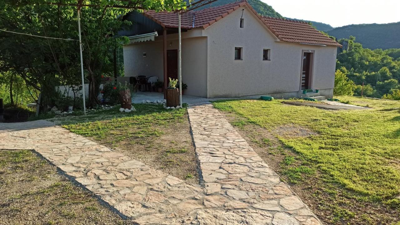 Village House - Novak Rijecani Rijeka Crnojevića Extérieur photo