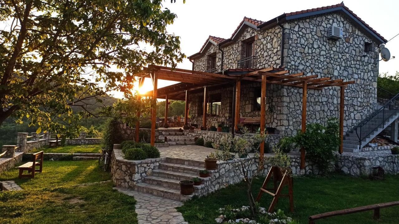 Village House - Novak Rijecani Rijeka Crnojevića Extérieur photo